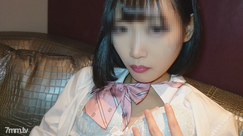 FC2-PPV-1403311 [Personal shooting] Cute ordinary female S-chan who is doing reading mode, the back face is a round light girl, a plump butt on a thin body, I inserted it raw and got fucked [raw squirrel, face out, vaginal cum shot]